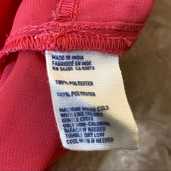 American Eagle Outfitters DARK PINK tiered front cap sleeve blouse size S/P - Picture 7 of 8